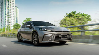 Đánh Giá Chi Tiết Động Cơ Hybrid và Hiệu Suất Tiêu Thụ Nhiên Liệu Của Toyota Camry HEV