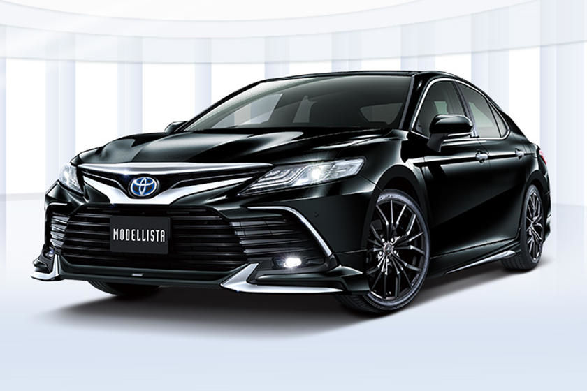 Những Nâng Cấp và Phụ Kiện Nên Có Cho Toyota Camry LE