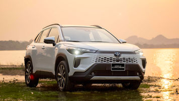 Toyota Corolla Cross 2025: Đánh giá chi tiết và giá lăn bánh dự kiến