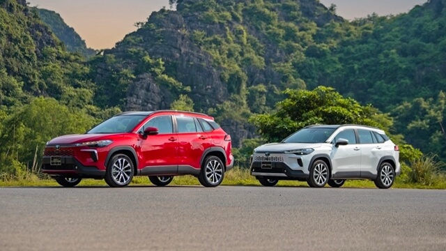 So sánh Toyota Corolla Cross 2025 với các đối thủ cạnh tranh về giá và trang bị