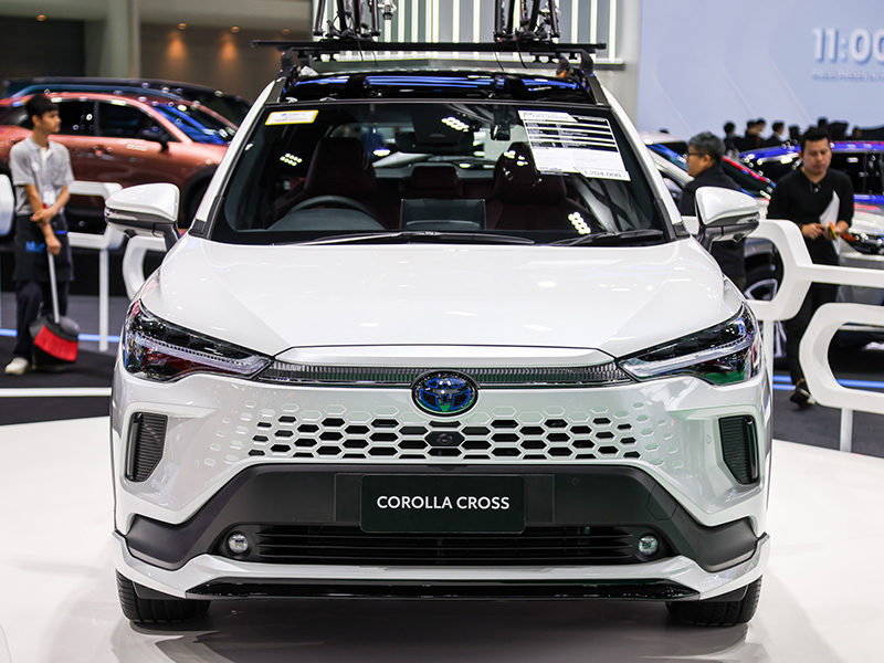 Thiết kế và trang bị nổi bật trên Toyota Corolla Cross 2025