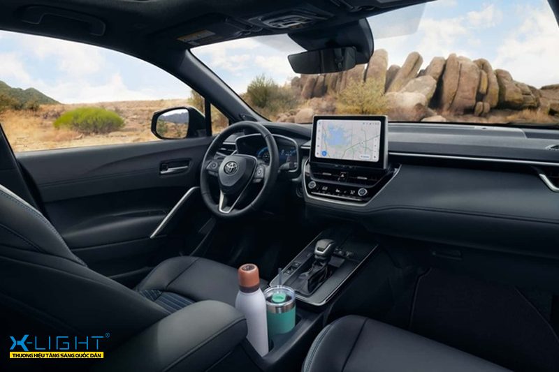 Nội Thất Toyota Corolla Cross 2026: Tiện Nghi, Công Nghệ và Không Gian (Phân tích sâu về trải nghiệm bên trong xe, các tính năng và sự thoải mái)