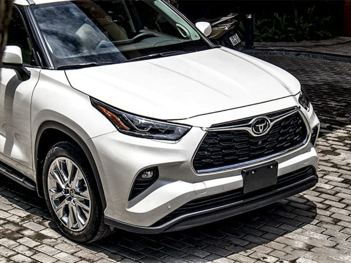 Trải Nghiệm Lái Thực Tế Toyota Highlander 2020: Ưu và Nhược Điểm