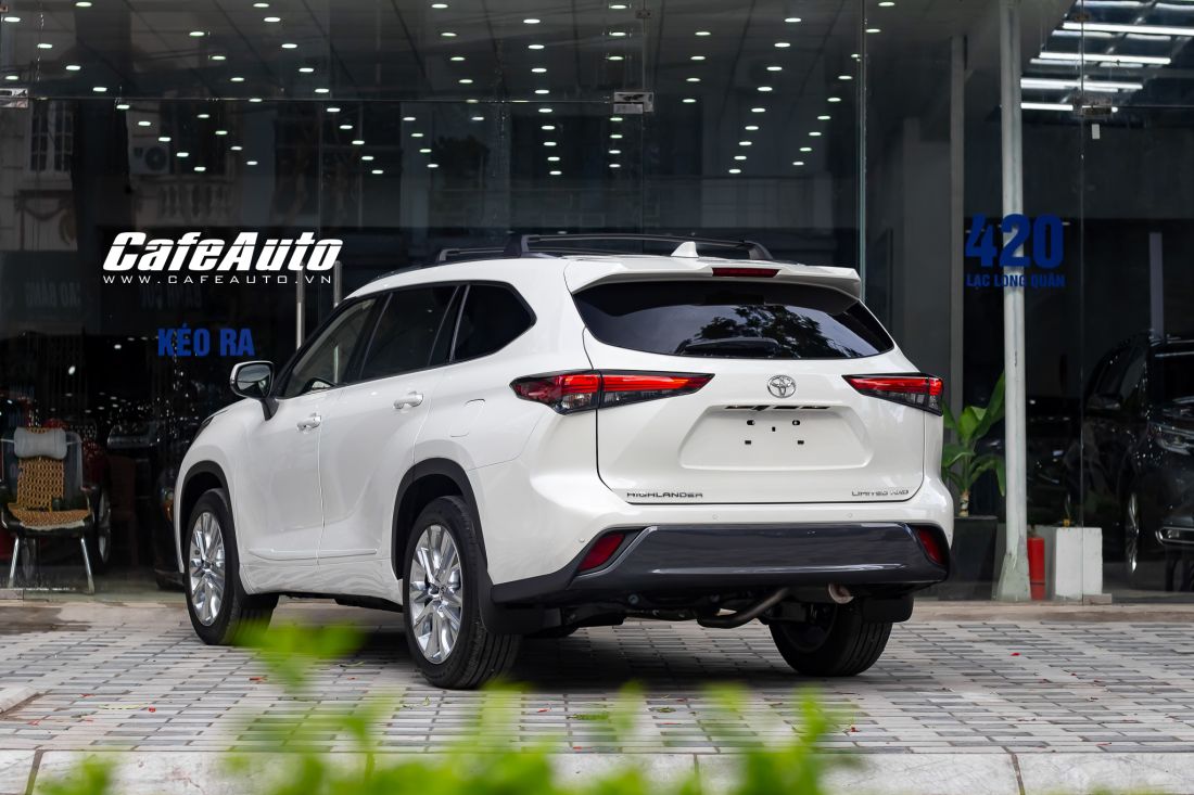 Chi tiết các khoản phí để tính giá lăn bánh Toyota Highlander
