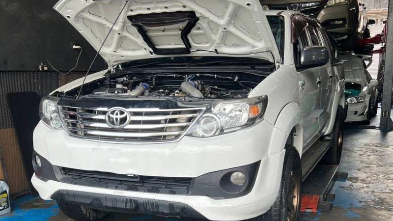 Kinh Nghiệm Sử Dụng & Bảo Dưỡng Toyota Hilux 2010: Giúp Xe Bền Bỉ Theo Thời Gian