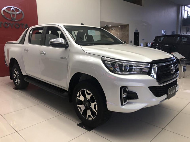 Toyota Hilux 2019: Đánh Giá Chi Tiết Từ A Đến Z