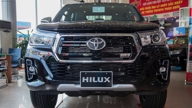 Giá Xe Toyota Hilux 2019 Cũ & Mới: Cập Nhật Mới Nhất & So Sánh