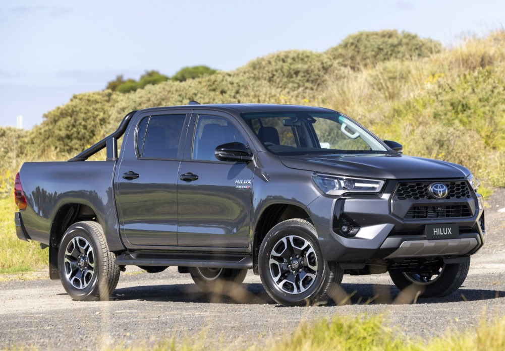 Ưu Nhược Điểm Nổi Bật Của Toyota Hilux 2021 So Với Các Đối Thủ