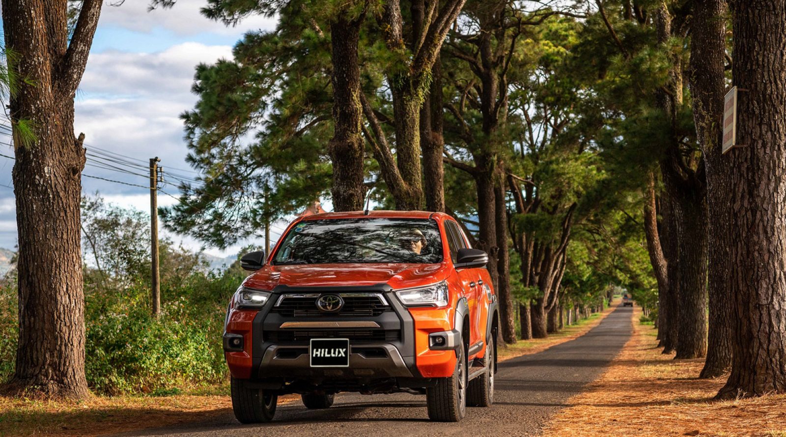 Đánh Giá Khả Năng OffRoad của Toyota Hilux 2022: Vượt Địa Hình Khó Khăn