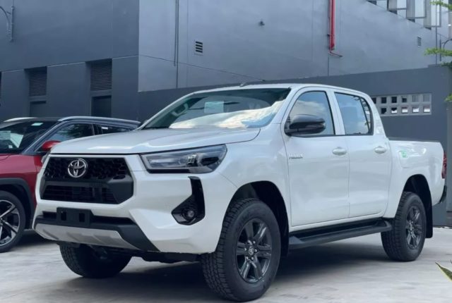 Toyota Hilux 2025 Model: Giá Bán, Thời Điểm Ra Mắt và Các Phiên Bản
