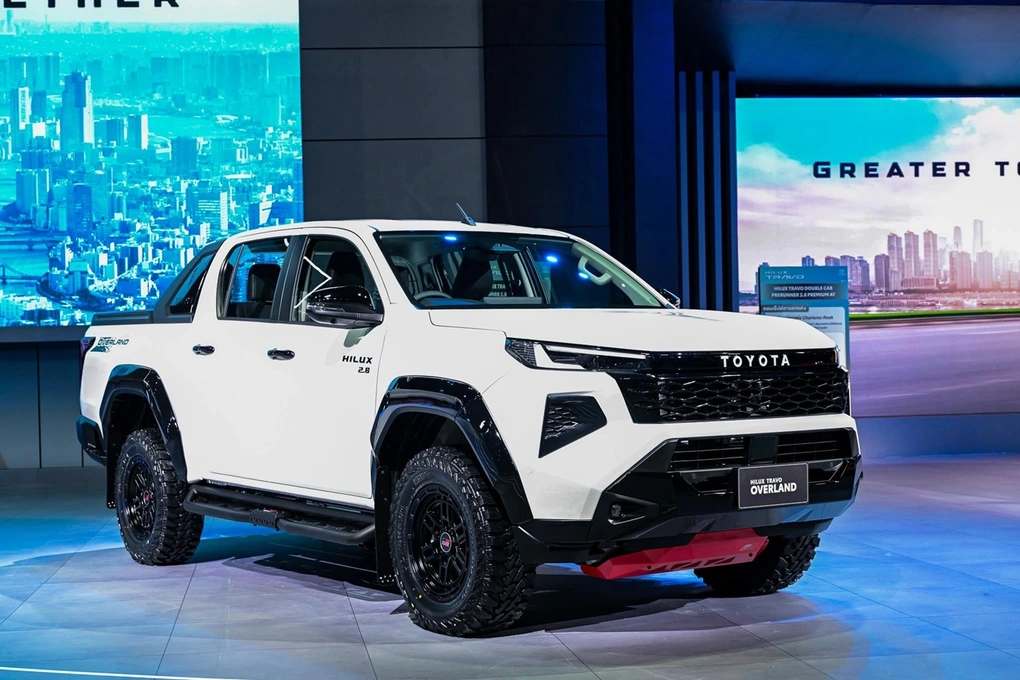 Toyota Hilux Revo: An Toàn và Công Nghệ  Những Trang Bị Đáng Giá