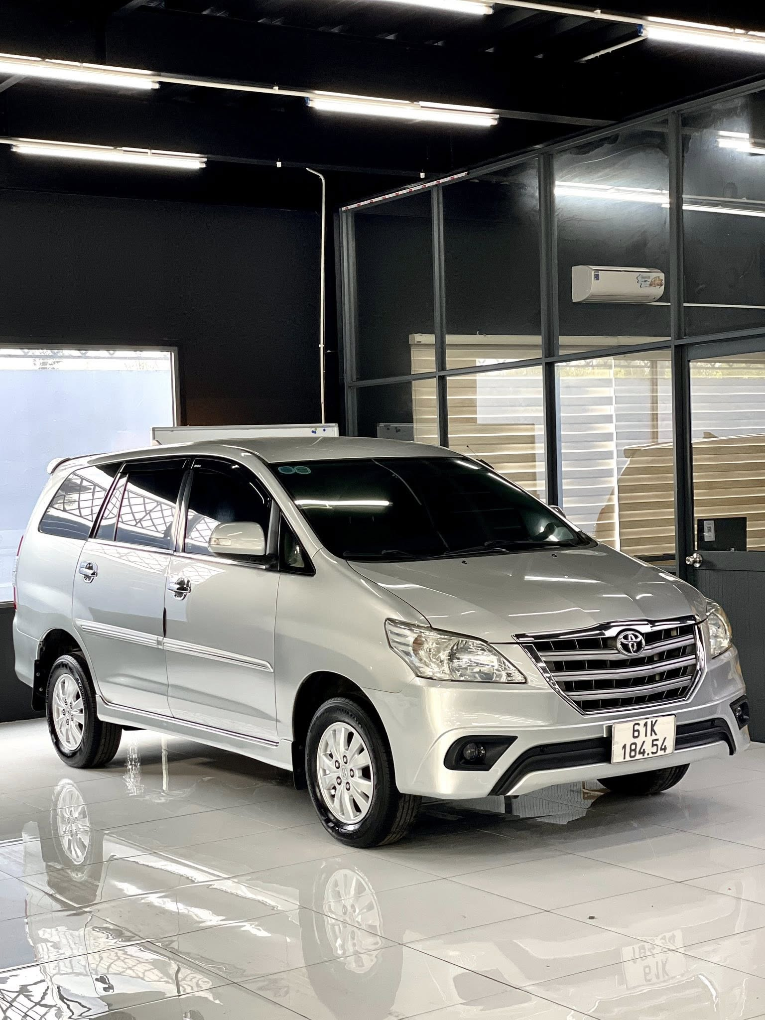 Đánh Giá Vận Hành Toyota Innova 2015: Trải Nghiệm Thực Tế Trên Đường