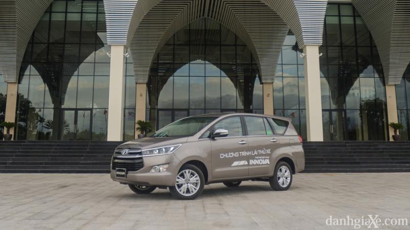 toyota innova 2016 1