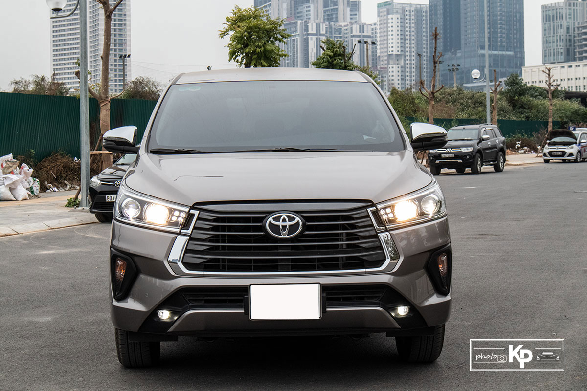 So Sánh Toyota Innova 2021 Với Các Đối Thủ: Hyundai Stargazer, Mitsubishi Xpander