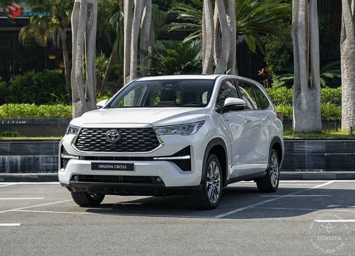 Giá xe Toyota Innova 7 chỗ mới nhất 2024: Tổng quan và các phiên bản
