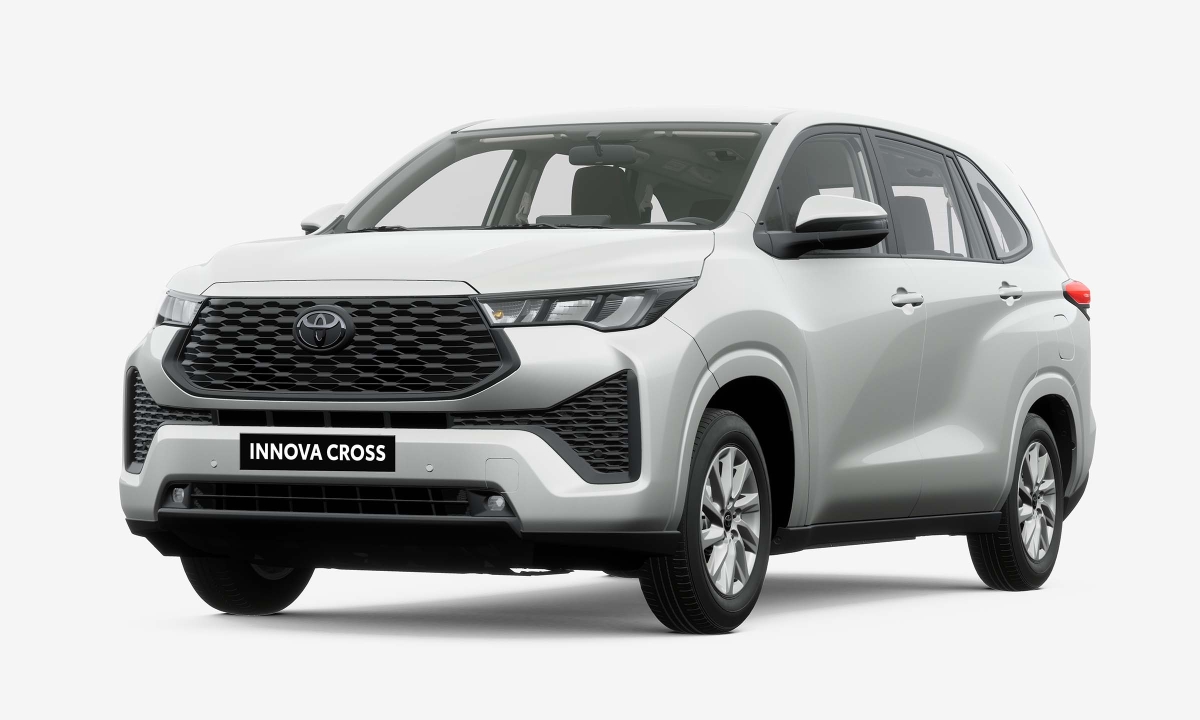 toyota innova cross hybrid 2025 4