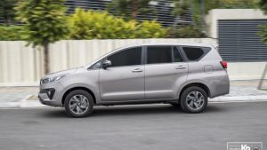 toyota innova venturer 2