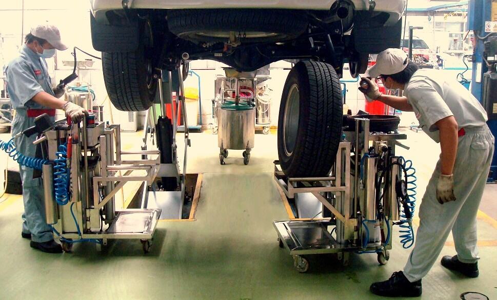 Tư vấn sử dụng và bảo dưỡng Toyota Innova tại Việt Nam: Giúp xe luôn bền bỉ (Mô tả: Cung cấp các thông tin hữu ích về cách sử dụng, bảo dưỡng Toyota Innova đúng cách để xe luôn vận hành tốt, bền bỉ và tiết kiệm chi phí.)