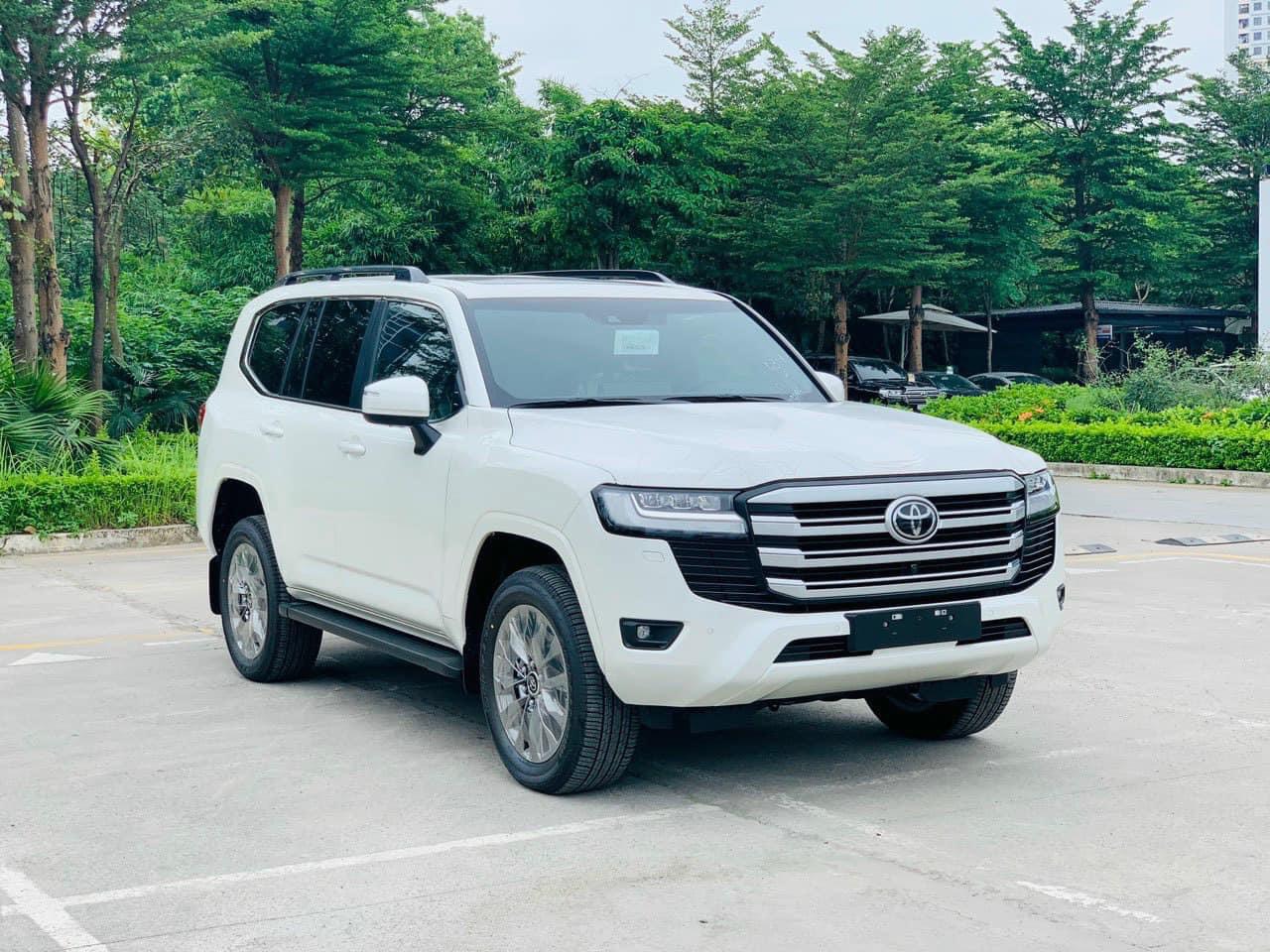 Tư vấn tài chính: Lựa chọn hình thức vay mua xe Toyota Land Cruiser 2025 phù hợp