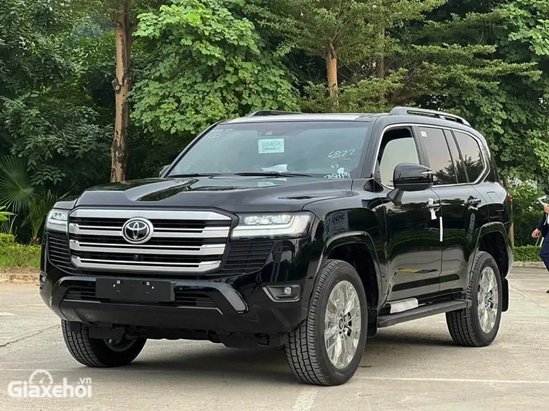 Công Nghệ An Toàn và Hỗ Trợ Lái Xe Tiên Tiến Trên Land Cruiser 2025 LC300