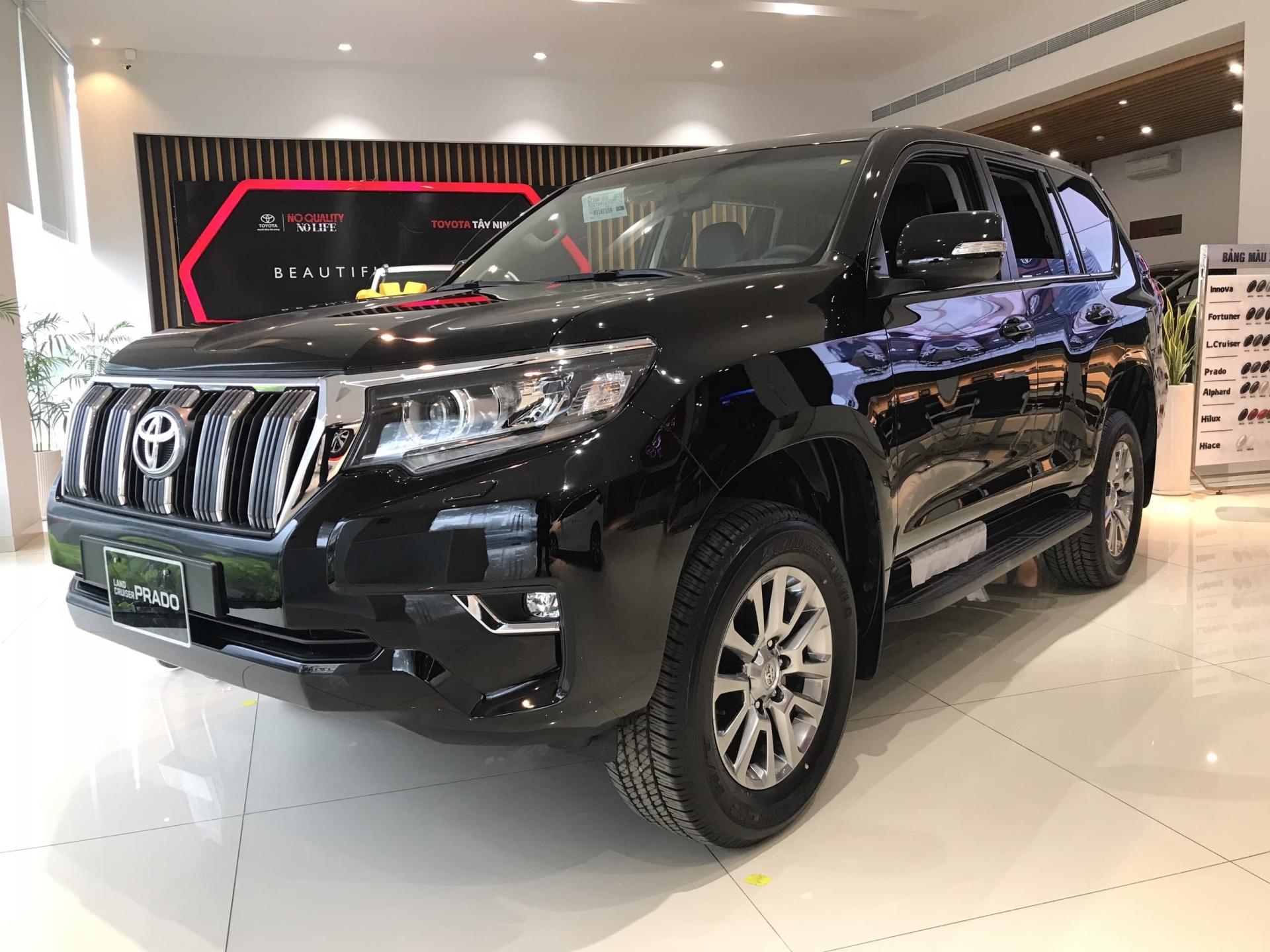 Toyota Land Cruiser Prado 2020: Đánh Giá Chi Tiết và Thông Số Kỹ Thuật Toàn Diện