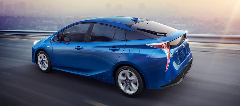 Toyota Prius 2017: Đánh Giá Tổng Quan và Những Điểm Nổi Bật