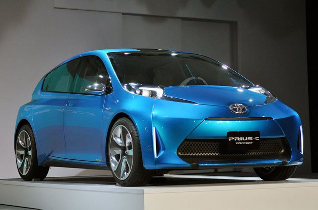 toyota prius c 1
