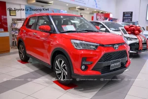toyota raize gia lan banh 3