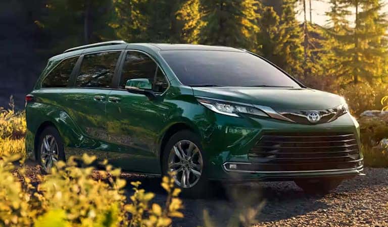 toyota sienna 2023 limited 1