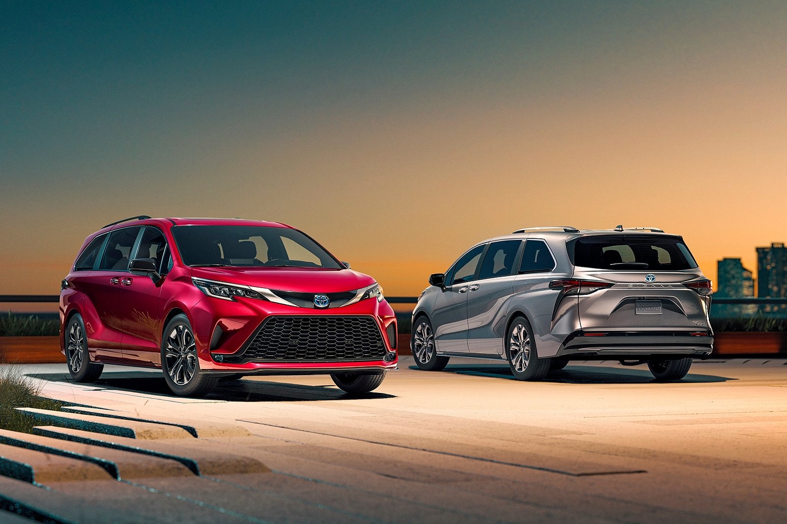 Thủ Tục Thuê Toyota Sienna: Hướng Dẫn Chi Tiết Từ A Đến Z (Hướng dẫn từng bước trong quy trình thuê xe, giúp người dùng chuẩn bị đầy đủ)