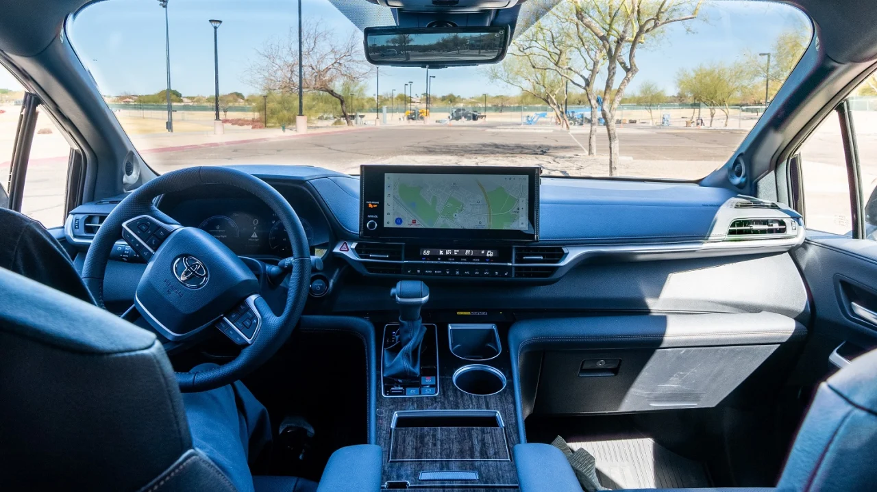 Nội Thất Toyota Sienna 2025 Platinum: Tiện Nghi, Sang Trọng và Công Nghệ