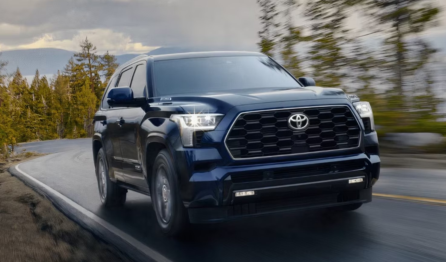 Toyota Land Cruiser Prado: SUV 7 Chỗ Sang Trọng và Mạnh Mẽ [Tìm hiểu về Toyota Land Cruiser Prado, mẫu SUV 7 chỗ cao cấp với thiết kế sang trọng, nội thất tiện nghi, khả năng vận hành mạnh mẽ trên mọi địa hình, đánh giá xem Prado có xứng đáng với mức giá cao của nó.]