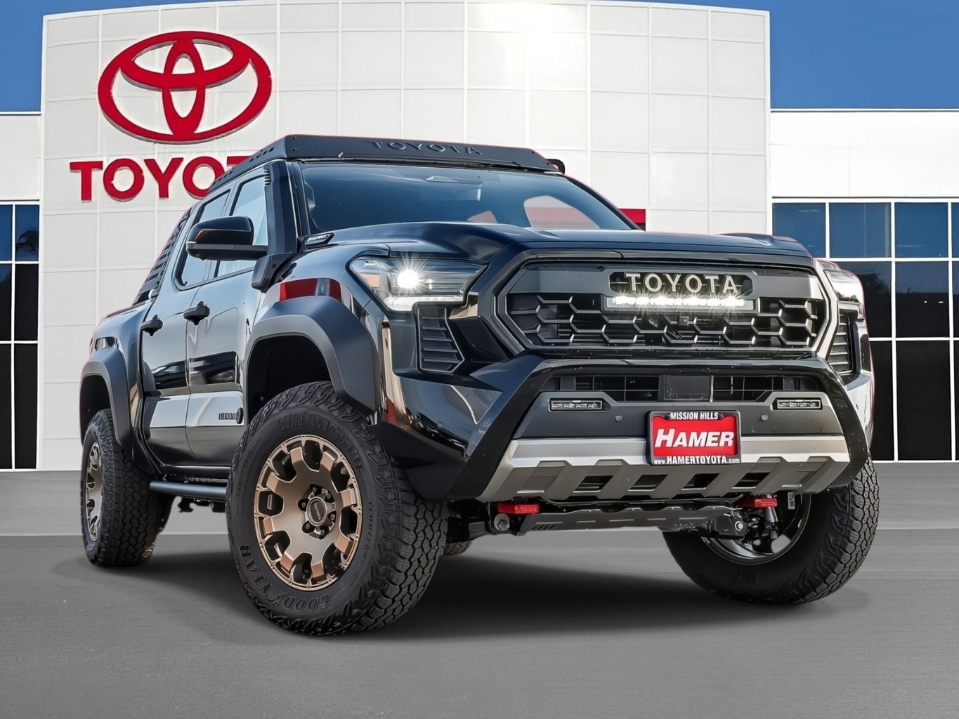 Thông Số Kỹ Thuật và Hiệu Suất Vận Hành Toyota Tacoma 2025: Sức Mạnh và Khả Năng Vượt Địa Hình?