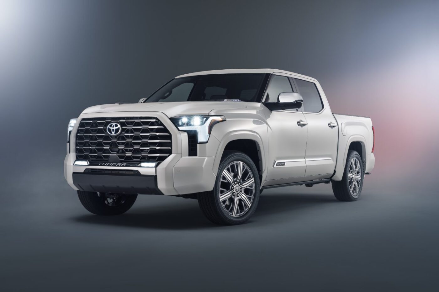 Động cơ Toyota Tundra 2025: Sức mạnh vượt trội, tiết kiệm nhiên liệu tối ưu