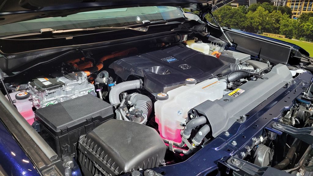 Nâng cấp và độ động cơ V8 Toyota Tundra: Tăng hiệu suất và cá nhân hóa