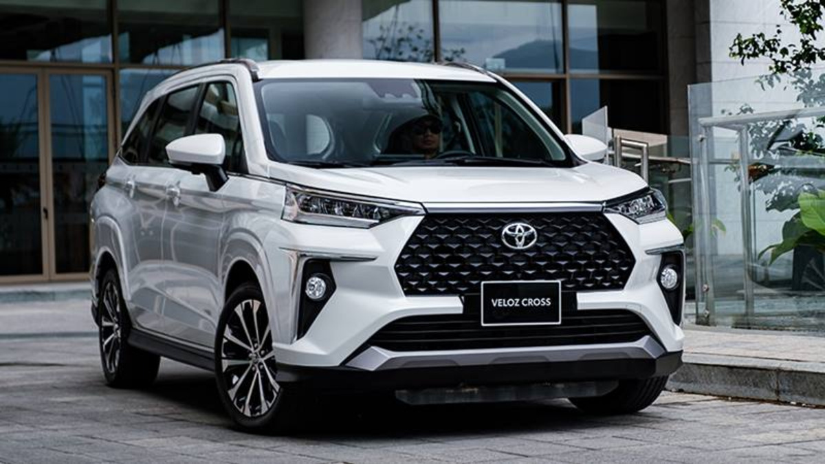 Toyota Veloz 2022: Đánh Giá Chi Tiết Từ A Đến Z Cho Người Mua Xe