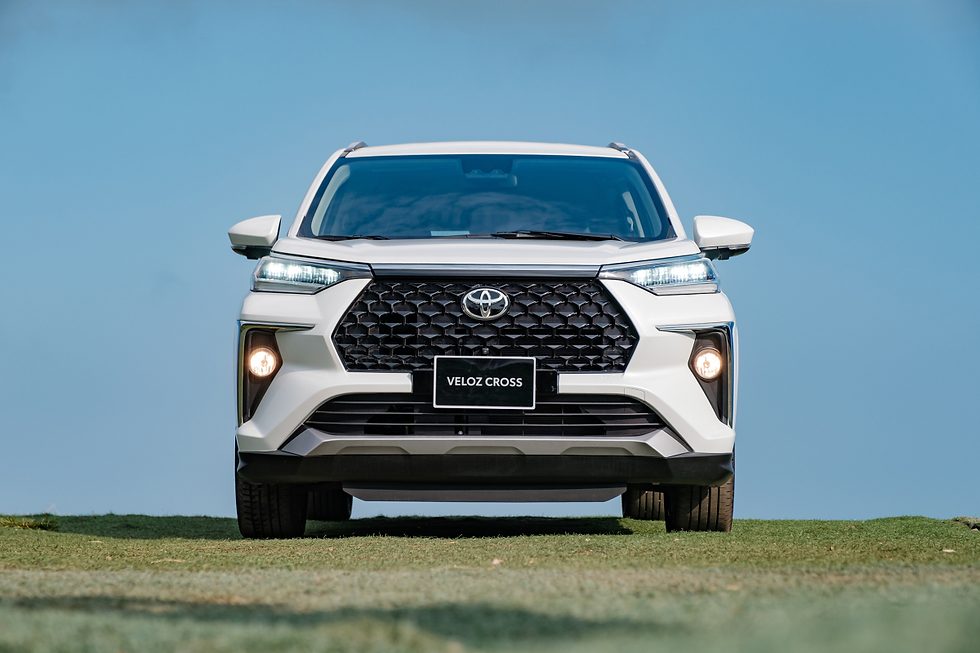 Toyota Veloz Bản Top: Giá Bán, Khuyến Mãi và Chi Phí Lăn Bánh (Cập nhật thông tin mới nhất về giá niêm yết, các chương trình khuyến mãi, và tính toán chi phí lăn bánh Veloz Top tại các tỉnh thành khác nhau.)