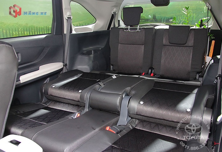 Nội thất và tiện nghi Toyota Veloz Cross 2025: Nâng cấp trải nghiệm người dùng