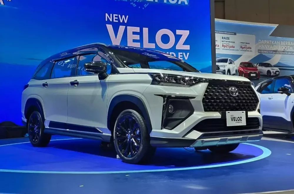 toyota veloz hybrid 2