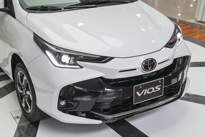 Toyota Vios 1.8G Nâng Cấp 2024: Đánh Giá Chi Tiết Những Thay Đổi Đáng Chú Ý