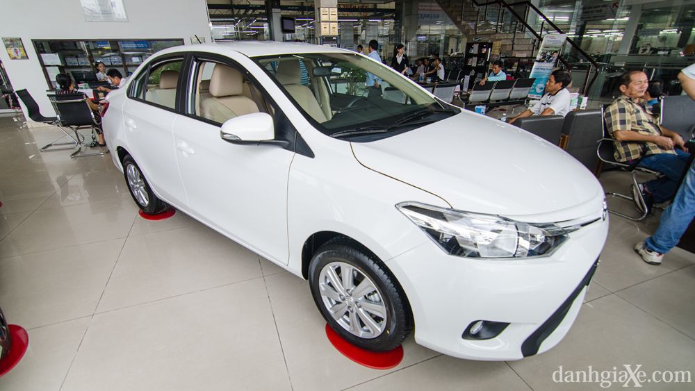 Giá xe Toyota Vios 2017 cũ hiện nay trên thị trường: Tổng quan và các yếu tố ảnh hưởng