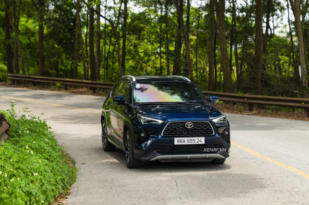 Đánh Giá Từ Người Dùng Thực Tế: Ưu Điểm và Nhược Điểm Của Toyota Yaris Cross 2025 Sau Thời Gian Sử Dụng