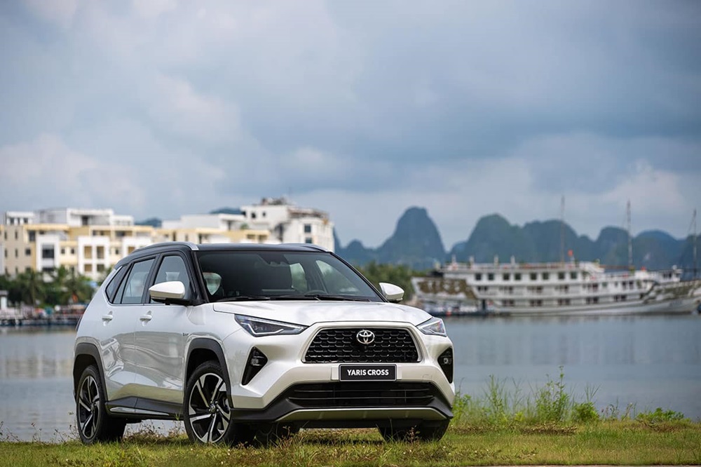 Đánh Giá Chi Tiết Ngoại Thất Toyota Yaris Cross: Ấn Tượng Đầu Tiên và Phong Cách Thiết Kế
