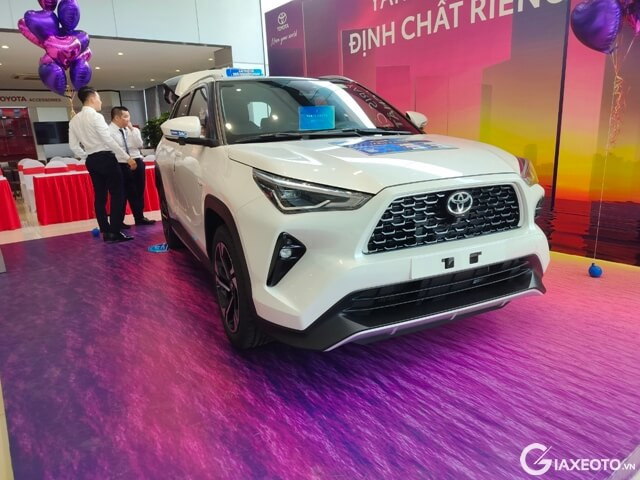 Giá lăn bánh Toyota Yaris Cross 2024: Cập nhật mới nhất và các yếu tố ảnh hưởng
