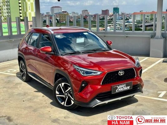 Ưu & Nhược Điểm Khi Chọn Toyota Yaris Cross Màu Đỏ: Góc Nhìn Thực Tế