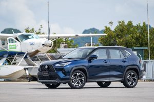 toyota yaris cross mau xanh 2