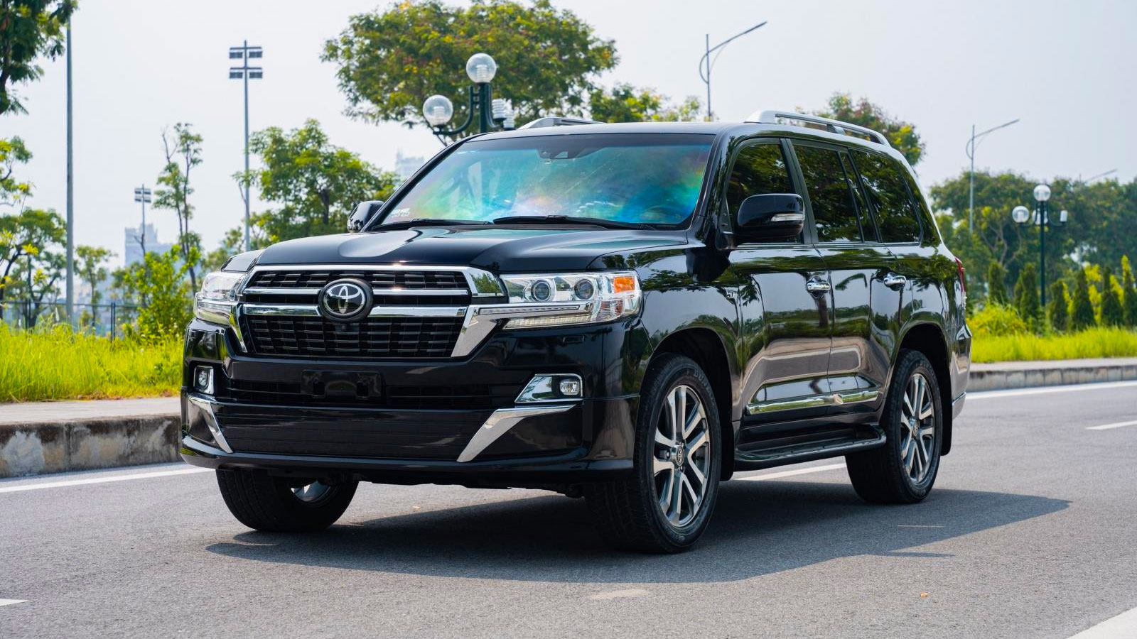used toyota land cruiser 1