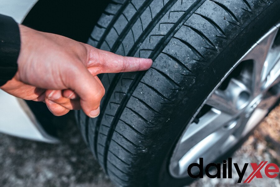 Khi nào cần thay vỏ xe Mercedes và quy trình thay thế chuẩn xác tại đại lý