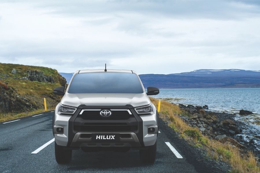 Khả năng vận hành và an toàn của Toyota Hilux: Vượt địa hình, an toàn trên mọi nẻo đường