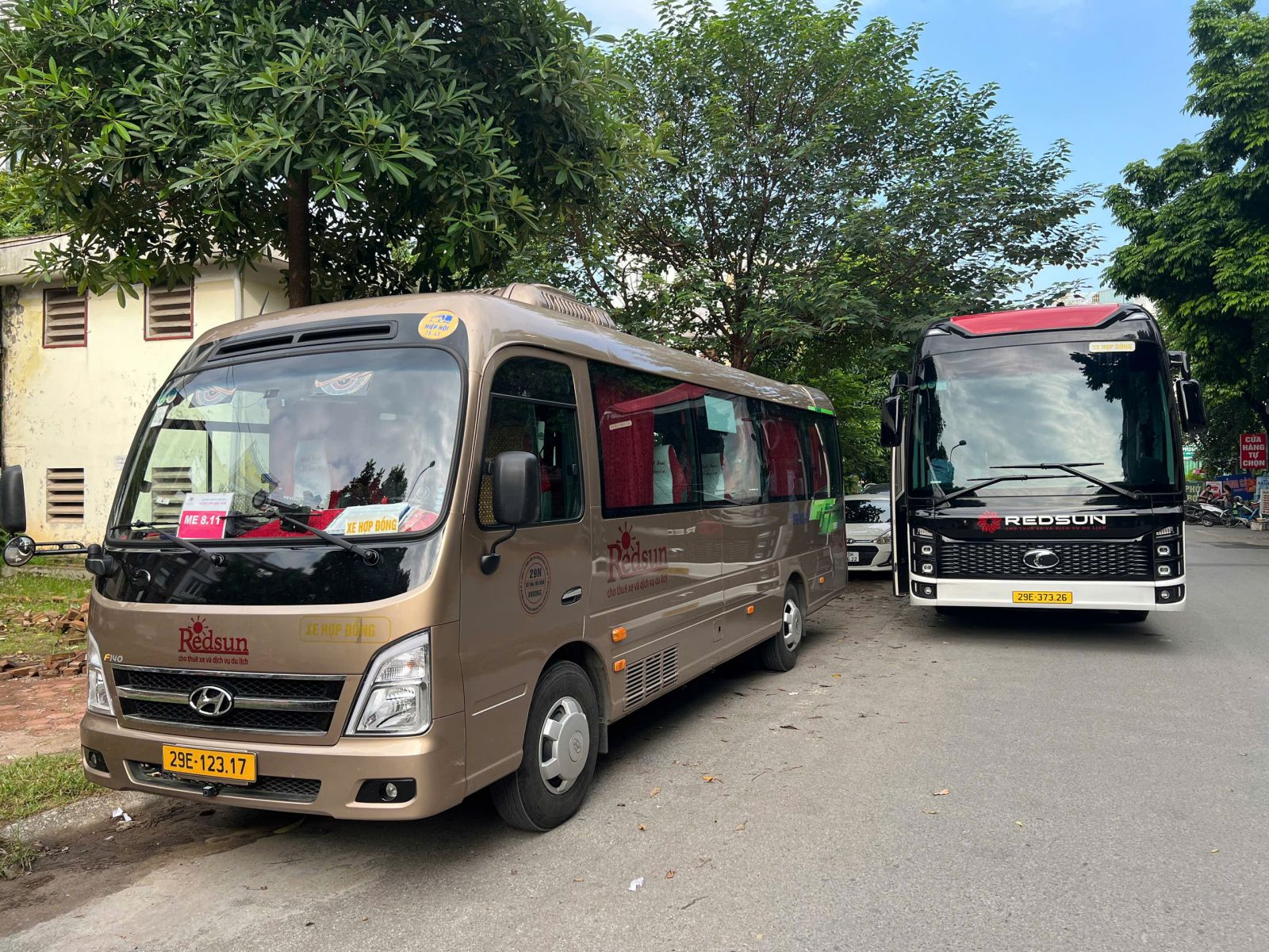 Các yếu tố cốt lõi ảnh hưởng đến giá xe buýt MercedesBenz